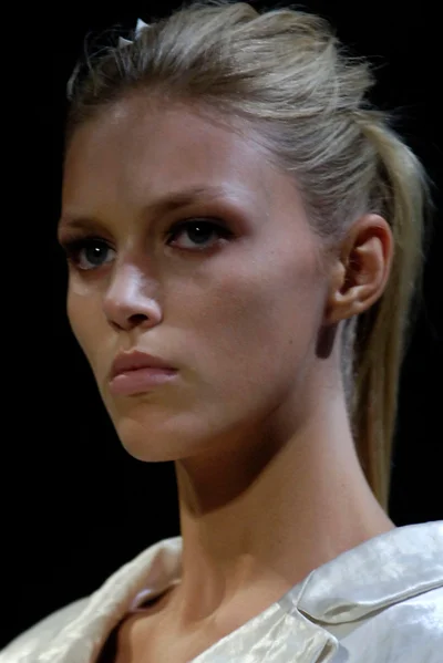 Look 17